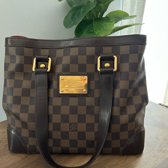 Louis Vuitton Handbags - Louis Vuitton Hampstead MM IN Damier Ebene!!! Like New!!!
